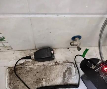 元宝山屋顶漏水维修公司分享下卫生间漏水的危害及解决方法